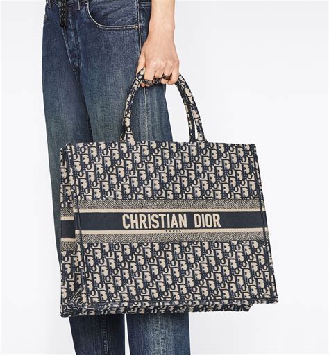 christian dior ph|Christian Dior book tote price.